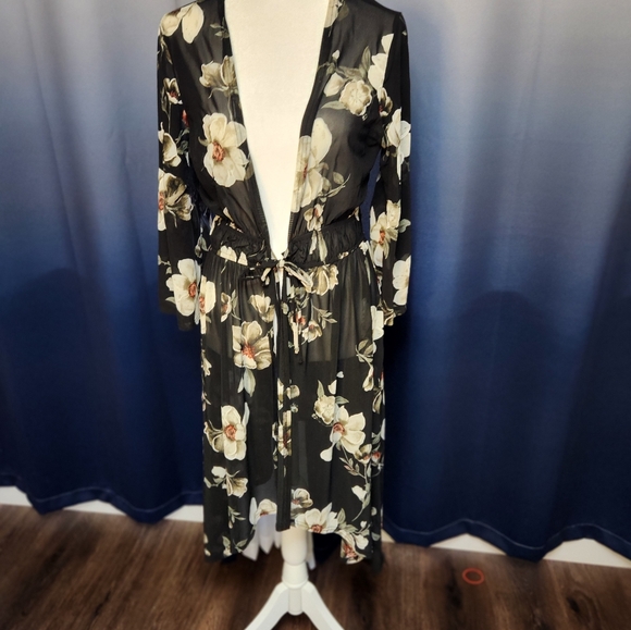 Rayon cover up/ dress - Picture 1 of 8